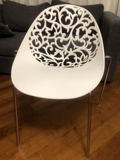 Стулья обеденные пластик металл