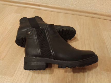 Полуботинки. ботинки. сапожки. полусапожки