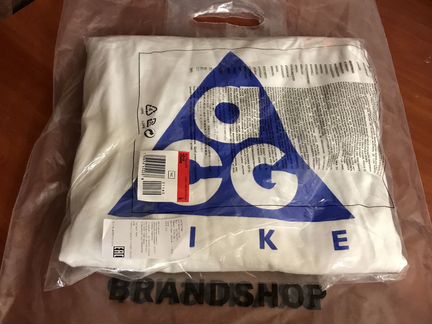 Nike acg long sleeve (L)