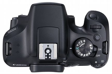 Canon EOS 1300D kit 18-135 IS новый