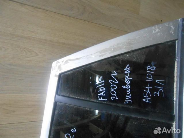 Стекло двери задней левой (форточка) Skoda Fabia