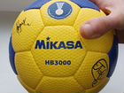 Мяч mikasa с автографами гк Чеховские медведи объявление продам