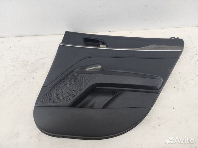 Обшивка двери задняя правая Kia K5 1 2019