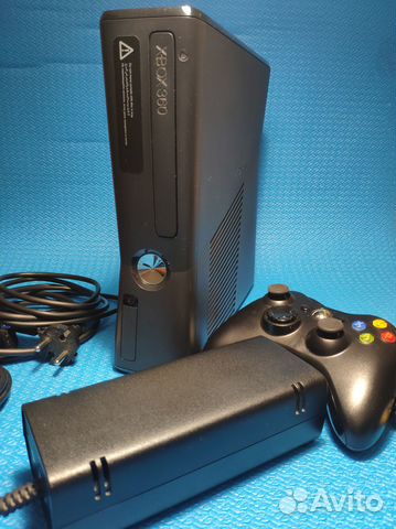 Консоль Xbox 360 S