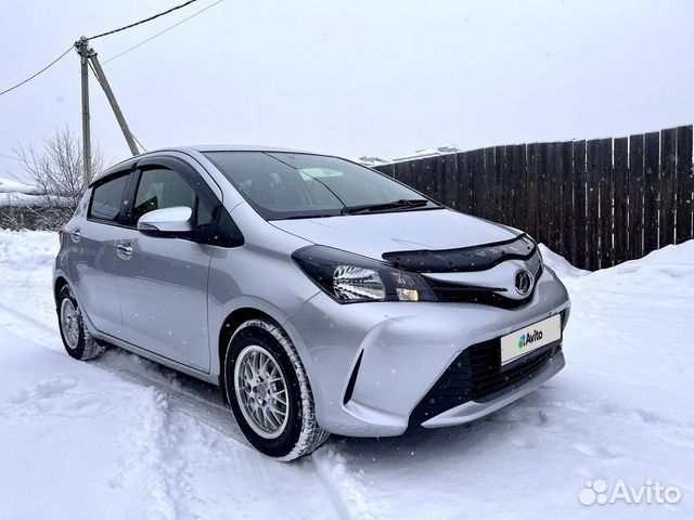 Toyota Vitz 2015