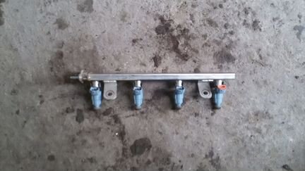 Рампа с форсунками Киа Рио Хендай Солярис