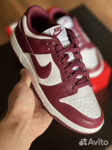 Женские Nike Dunk Low Bordeaux