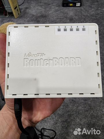 Mikrotik router Board 750up