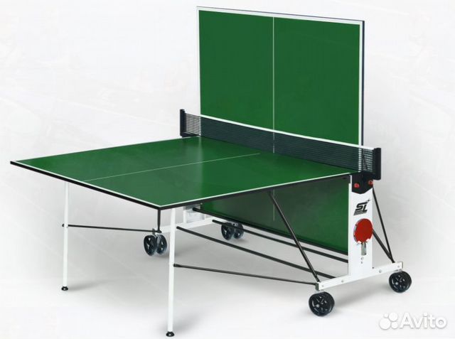 Деревянный стол для настольного тенниса