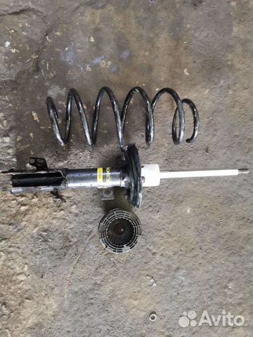 Стойка передняя левая ford fiesta