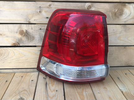 Фонарь задний левый toyota land cruiser 200 2011-2
