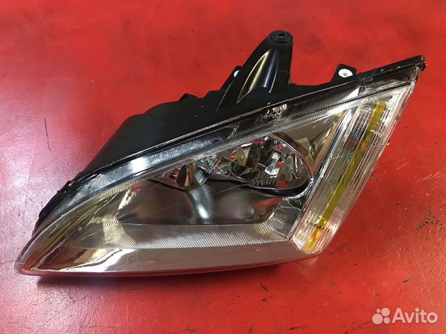 Фара левая Ford Focus 2 (хром) Новая