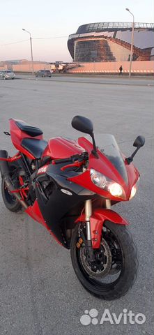 Продам Yamaha YZF R1 2003