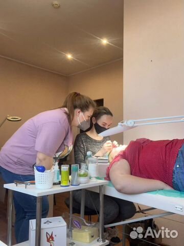 Обучение наращиванию ресниц