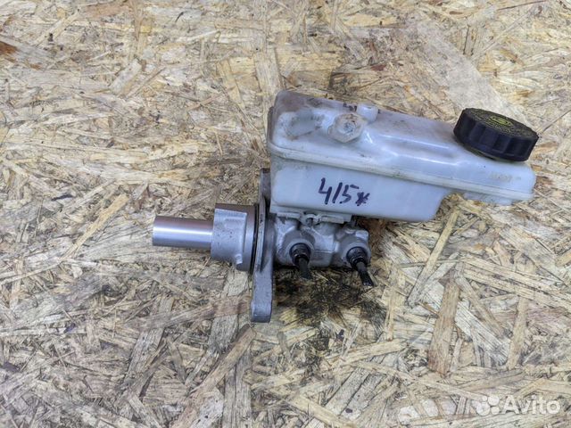 Главный тормозной цилиндр mercedes w415