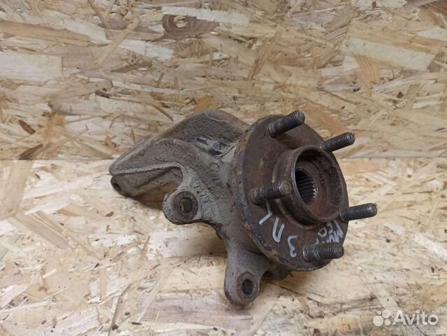 Кулак поворотный левый Ford Mondeo 3