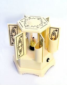 Музыкальная Карусель Шкатулка с Балериной Англия