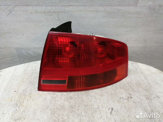Фонарь задний правый Audi A4 (B7) 2004-2009