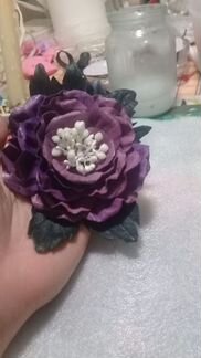 Кожаная брошь