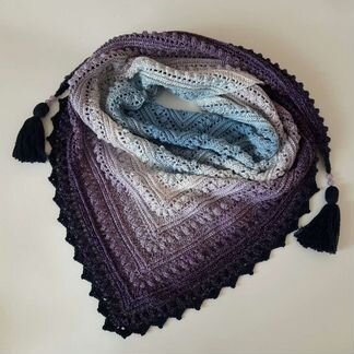 Бактус /косынка/платок ручной работы