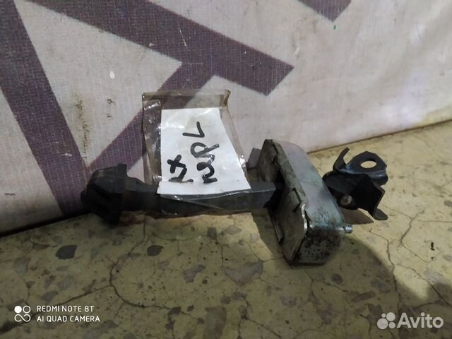 Петля двери передней левой Lexus RX