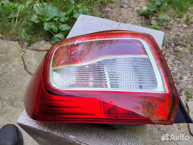 Продаю задний фонарь Рено Логан 2
