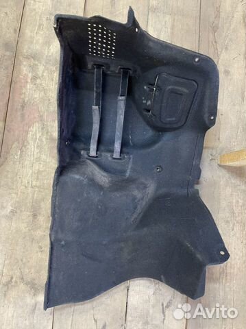 Обшивка багажника правая Kia Rio 3