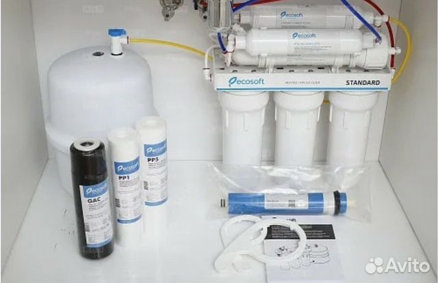 Замена картриджей в фильтрах для воды