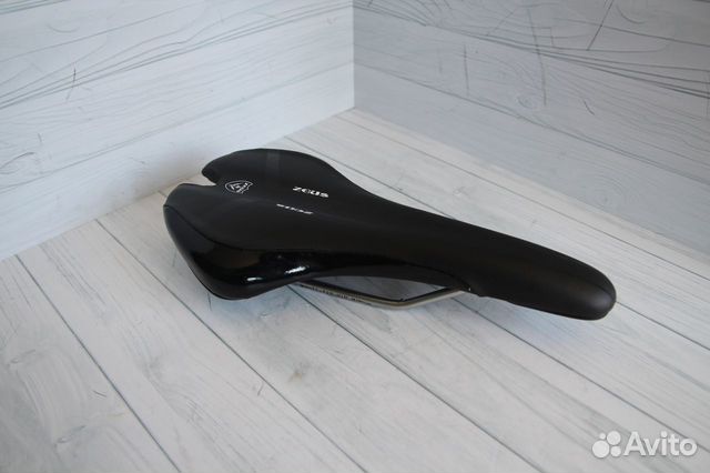 Седло для велосипеда Zeus Z-1010