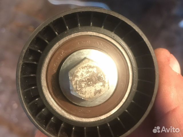 Ролик обводной