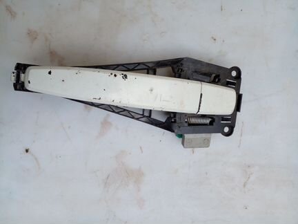 Ручка двери opel astra h правая наружняя