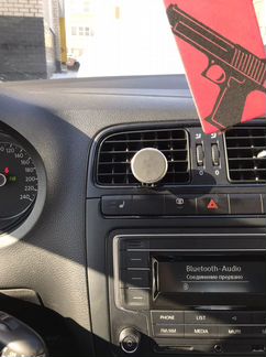 Магнитный держатель для телефона на воздуховод