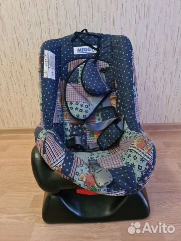 Автомобильное кресло