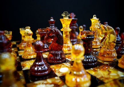 Янтарь. Янтарные Шахматные Фигуры 
