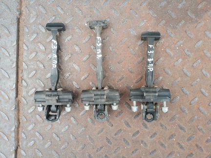 Ограничитель задний Форд Фокус 3