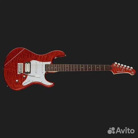 Электрогитара Yamaha + Аксессуары