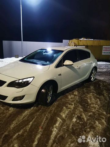 Opel Astra 1.6 AT, 2011, 231 000 км