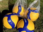 Волейбольный мяч mikasa v300w новый объявление продам