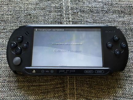 Игровая консоль Sony PSP Е1008 + игры