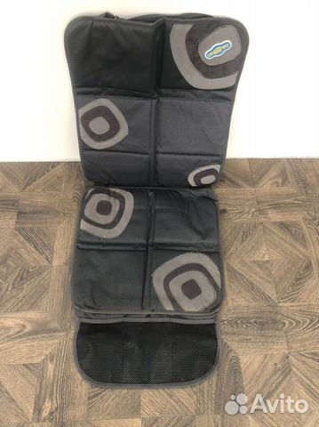 Накидка защитная под автокресло