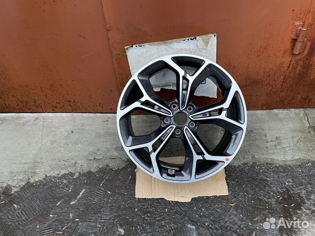 Диск R19 новые 2 шт на Kia hyundai оригинал