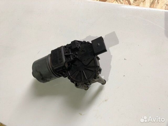 Моторчик стеклоочистителя передний Focus 2 Mazda 3