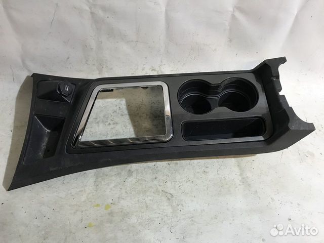 Подстаканники Dodge Challenger 09-14