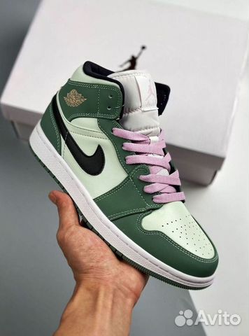 Nike Air Jordan 1 Mid SE Dutch Green Black Barely