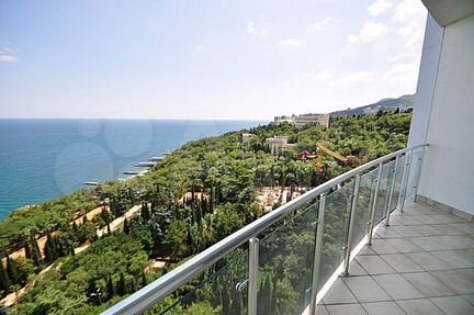 3-к. квартира, 148 м², 13/15 эт.