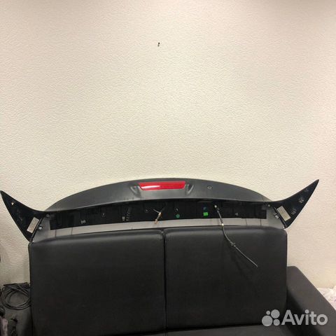 Спойлер крышки багажника Nissan Pathfinder в сборе