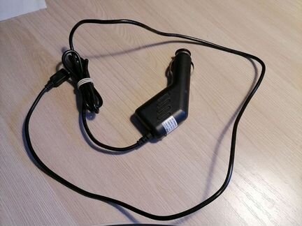 Зарядное устройство для видеокамеры