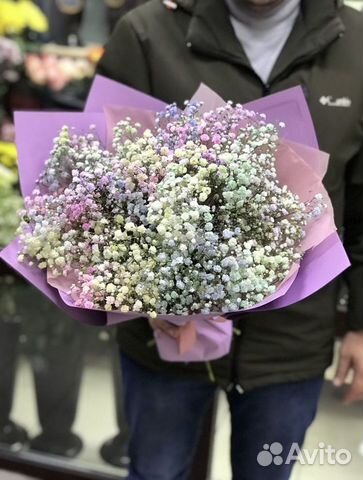 Букет с гипсофилой с доставкой