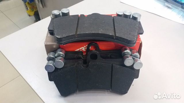 Тормозные колодки audi Q7 06) porsche Cayenne 02