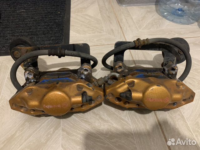 Brembo gold subaru